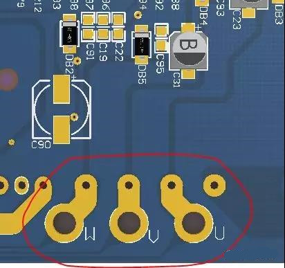 PCB設(shè)計(jì)不僅可以將PCB實(shí)現(xiàn)為即插即用的插件，而且可以增加焊料的厚度以達(dá)到過(guò)大電流的目的。
