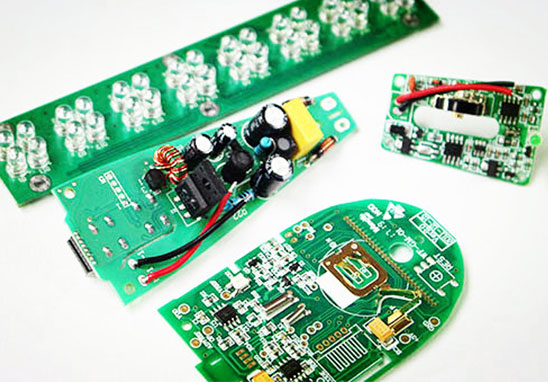 為什么PCB板顏色絕大多數都是綠色的？